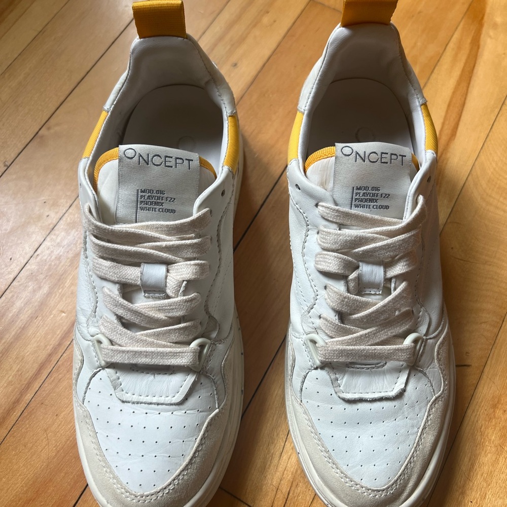 Oncept Phoenix White Cloud Sneaker, size 8